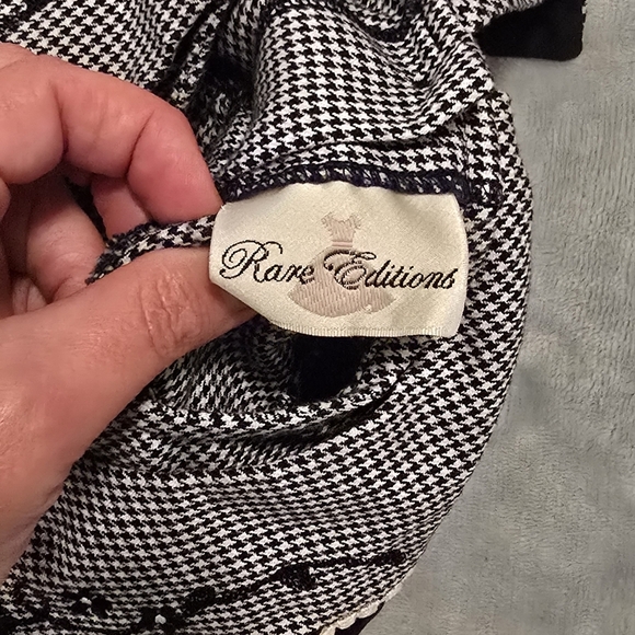 Black and White Checkered Baby Dress With Velvet Trim, 18mo (1105) - Picture 3 of 6